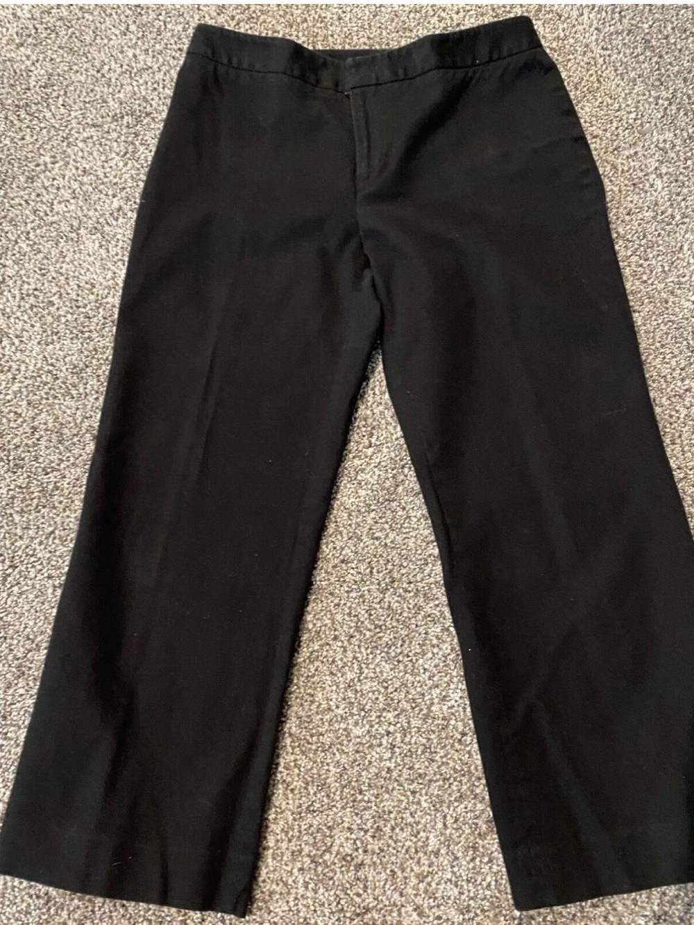 Nine West Women’s Black capri pants Size 6-004